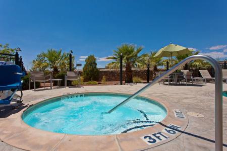 SpringHill Suites by Marriott - 19