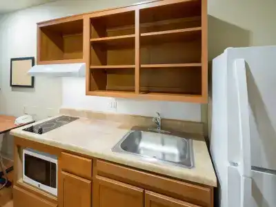 WoodSpring Suites San Antonio South - 26