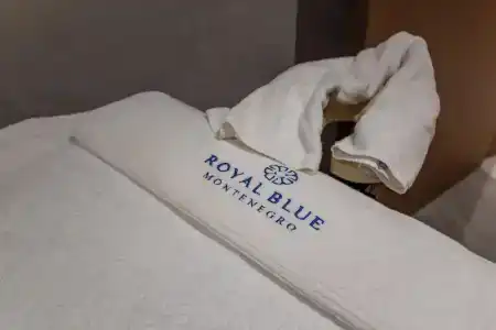 Royal Blue & Residences - 37
