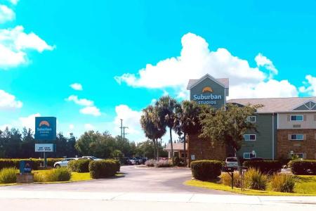 Suburban Studios Cape Coral - 35