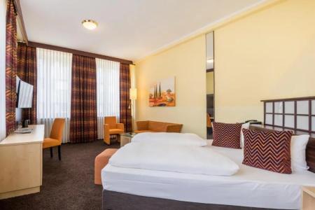 Best Western Augusta - 76