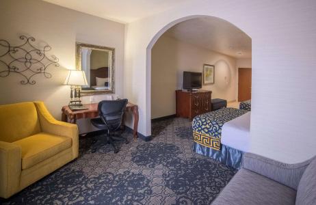 Best Western Plus Abbey Inn - 80