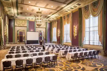 Hilton Netherland Plaza - 23