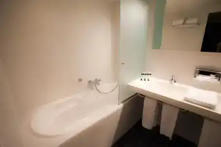 Van der Valk Rotterdam - Blijdorp - 7