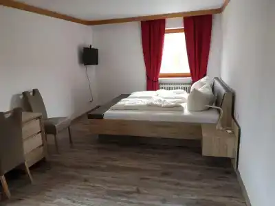 Oyer Hof - 25