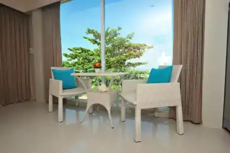 Chalong Beach Front Residence - 31