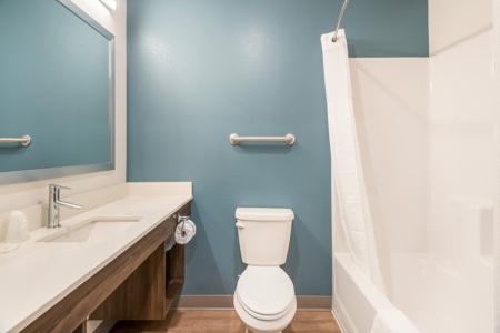 Comfort Suites - 28