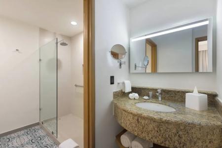 Courtyard by Marriott Cancun Airport - 58