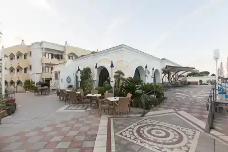 Tritone Resort & Spa - 18