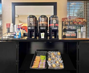 Extended Stay America Suites - - Downtown - 10