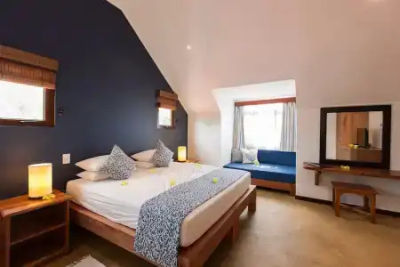 L'Hirondelle Self Catering Guest House - 40
