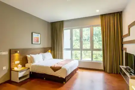 The Haven All Suite Resort, - 247