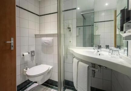 Michel Braunschweig (ehem. Mercure Atrium) - 53