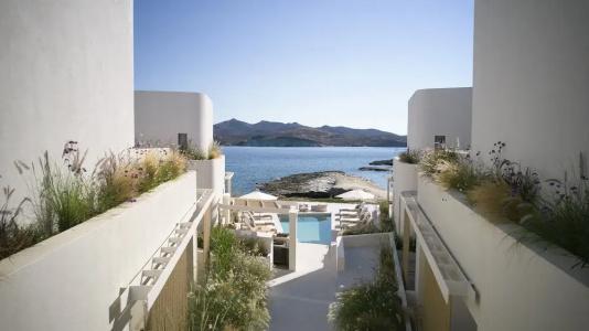 White Pebble Suites - 40