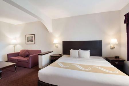 Quality Inn Grand Suites Bellingham - 59
