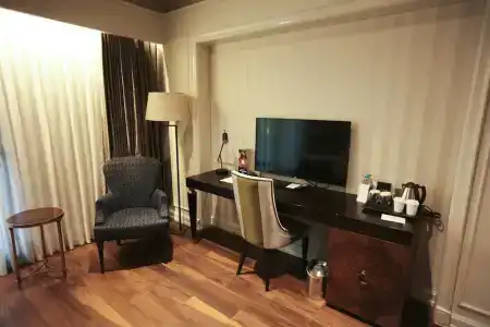 DoubleTree By Hilton Izmir Airport - 49