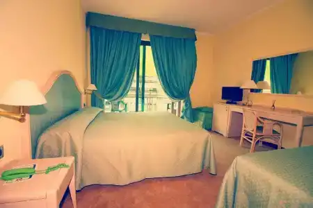 Siesta - 26