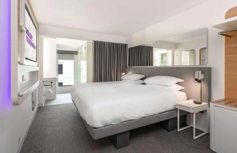 Yotel Edinburgh - 33