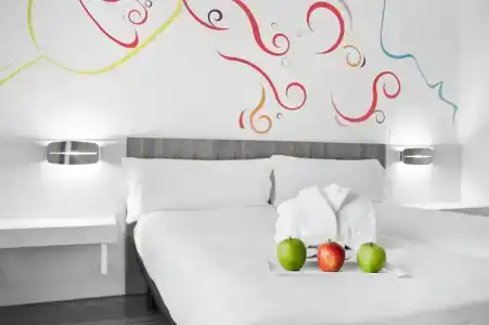 Ibis Styles Madrid Prado - 43