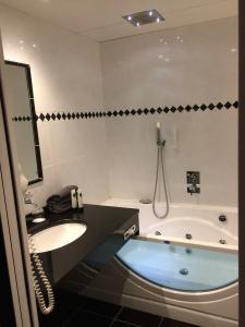 hôTel Henry Ii Beaune Centre - 7