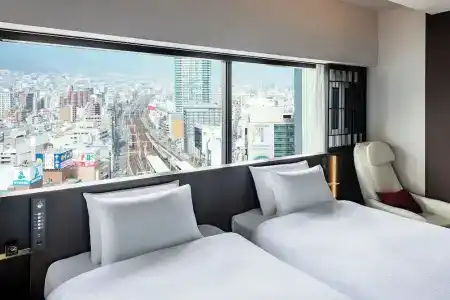 remm plus Kobe Sannomiya - 23