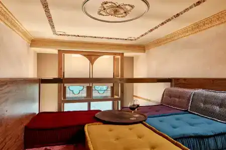 Domus Renier Boutique - Historics Worldwide - 63