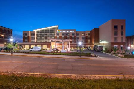 Hyatt Place - 25