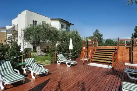 Collina - 10