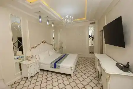 Royal Grand - 26