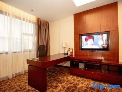 Delight Empire - 102