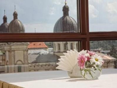 Saint Feder Boutique - 19