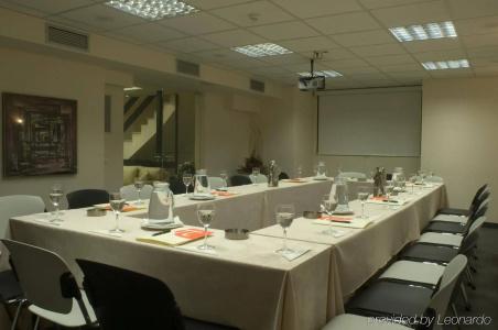 Polis Grand - 26