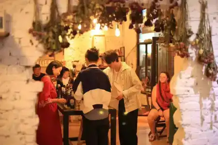 Lijiang Bayou Youth - 9