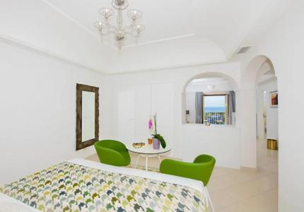 Eden Roc Suites - 158