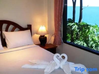 Top Resort - 75