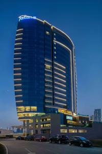 Radisson Blu, Dubai Canal View - 1