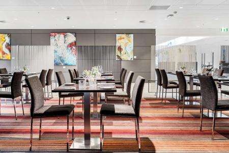 Park Inn by Radisson Copenhagen Airport - 24
