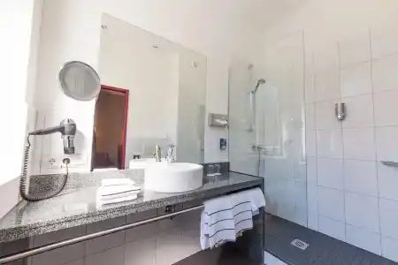Novina Tillypark - 48