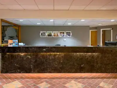 6-Lincoln, NE - Airport - 1