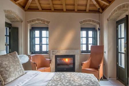 Moni Emvasis Luxury Suites - 31
