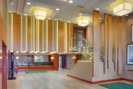 Holiday Inn Airport East, An Ihg - 14
