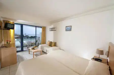 Ariadne Beach - 6