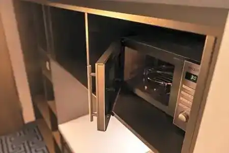 the niu Yen - 82