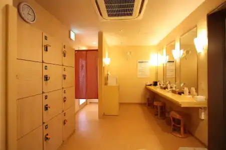 Uozu Manten Ekimae - 11
