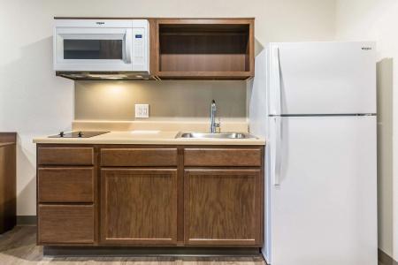 WoodSpring Suites Indianapolis Castleton - 35