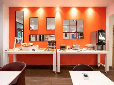 Novotel Suites Perpignan Centre - 6