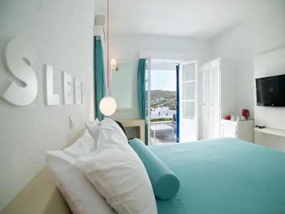 Paros Agnanti - 67