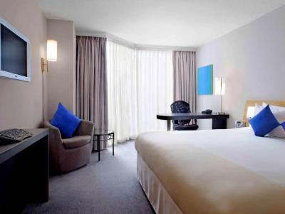 Novotel North York - 31