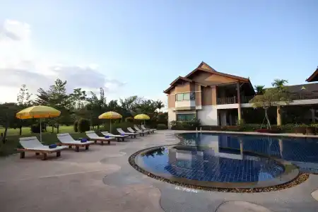 Mae Jo Golf & Spa - 12