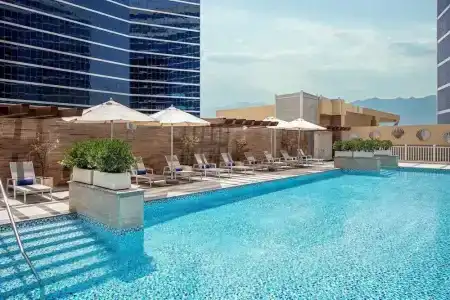 Doubletree By Hilton - 31